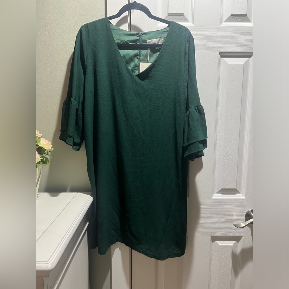 Emerald Green 3/4 sleeve dress